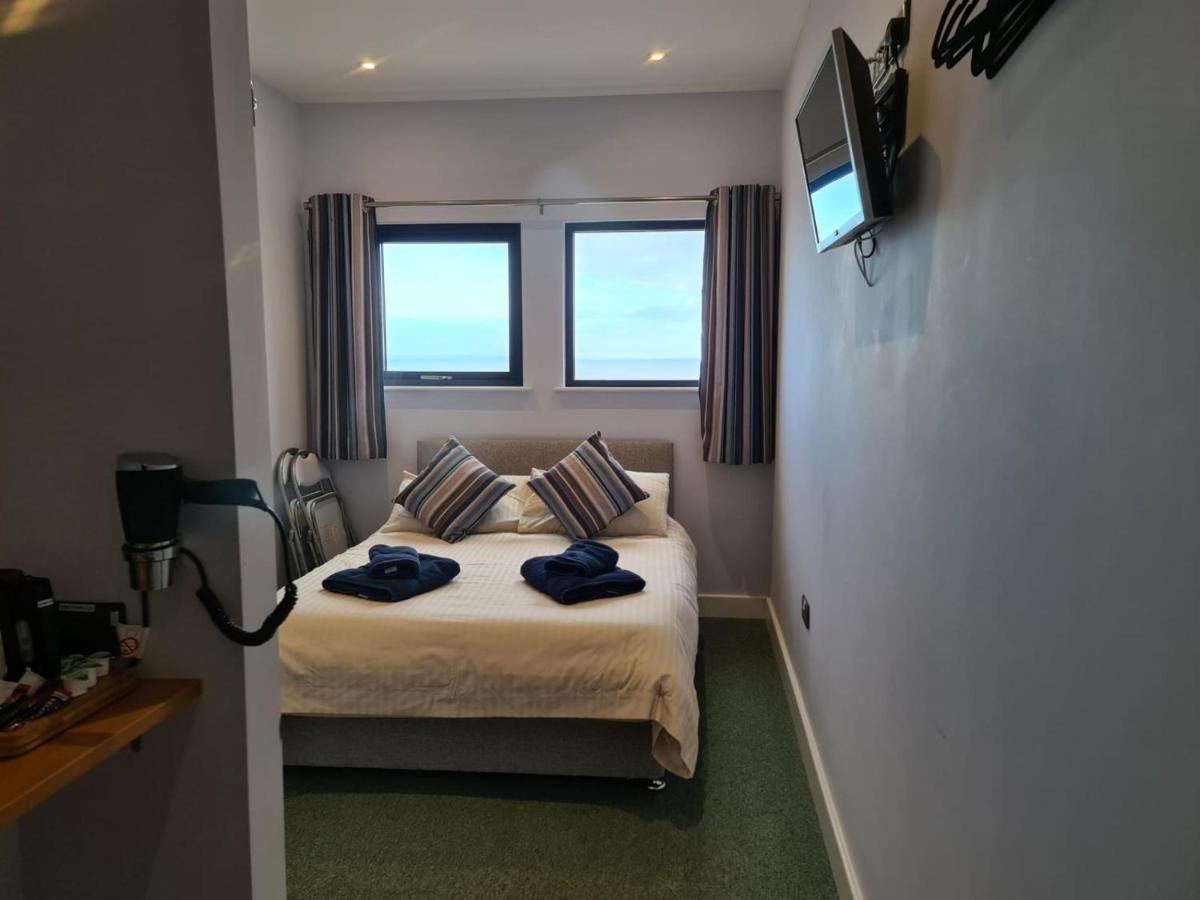No 8 Ocean Cabins - Saundersfoot Harbour - Сондерсфут Экстерьер фото